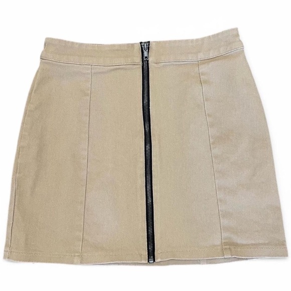 Forever 21 Zippered Mini Skirt, Size S - Picture 1 of 5